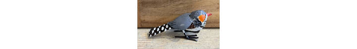 Small metal bird garden sculpture - Zebra finch