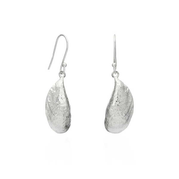 Mussel shell design sterling silver drop earrings