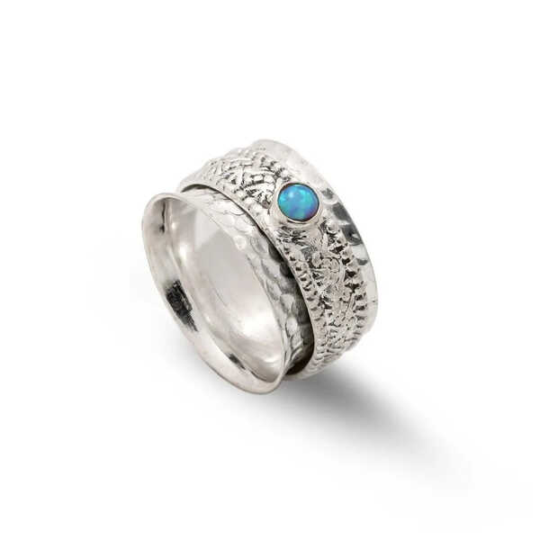 Sterling silver Patterned spinning ring with opal stone